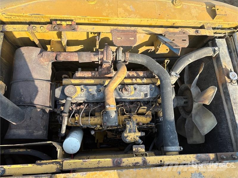 CAT 320CL Tracked Excavator Lánctalpas kotrók