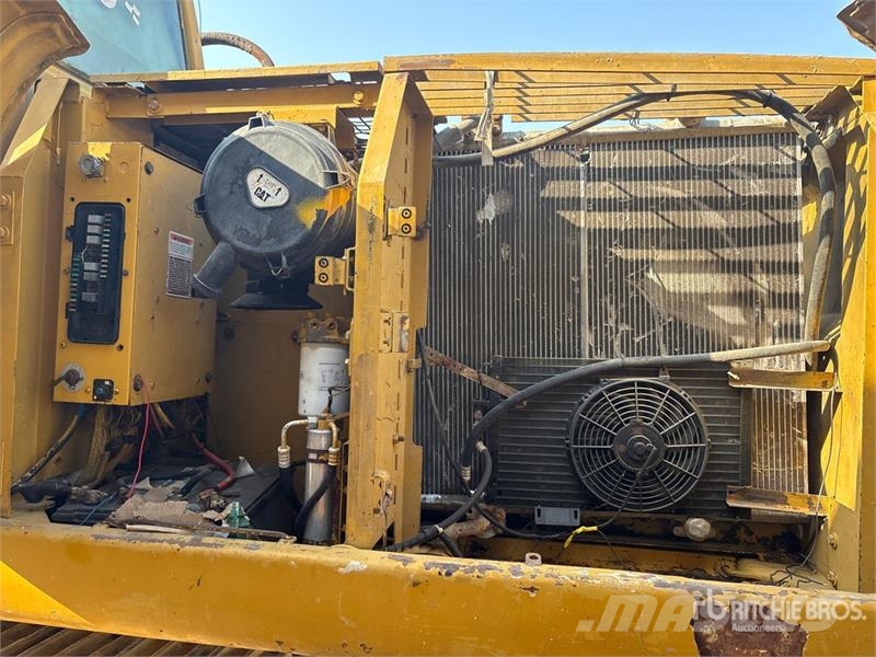 CAT 320CL Tracked Excavator Lánctalpas kotrók