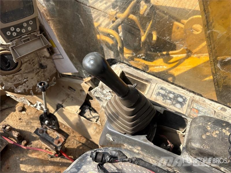 CAT 320CL Tracked Excavator Lánctalpas kotrók