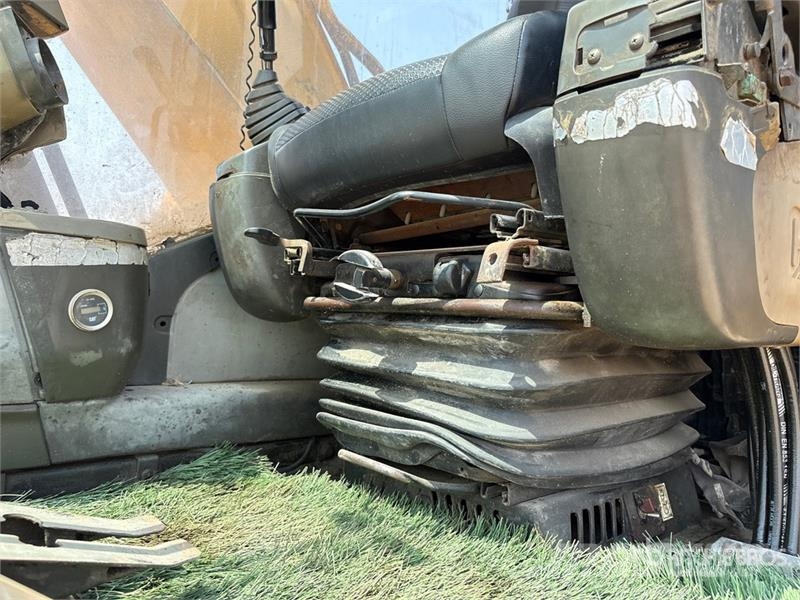 CAT 320D Tracked Excavator Raupenbagger