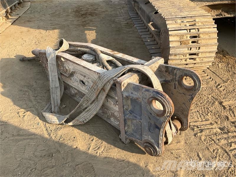 CAT 320D Tracked Excavator Raupenbagger