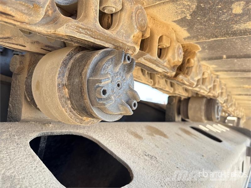 CAT 320D Tracked Excavator حفارات زحافة