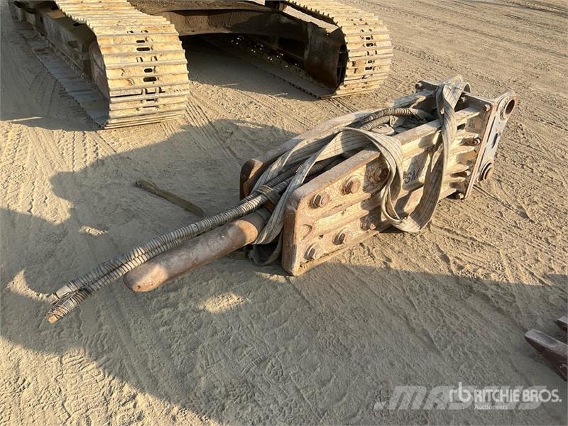 CAT 320D Tracked Excavator Гусеничні екскаватори