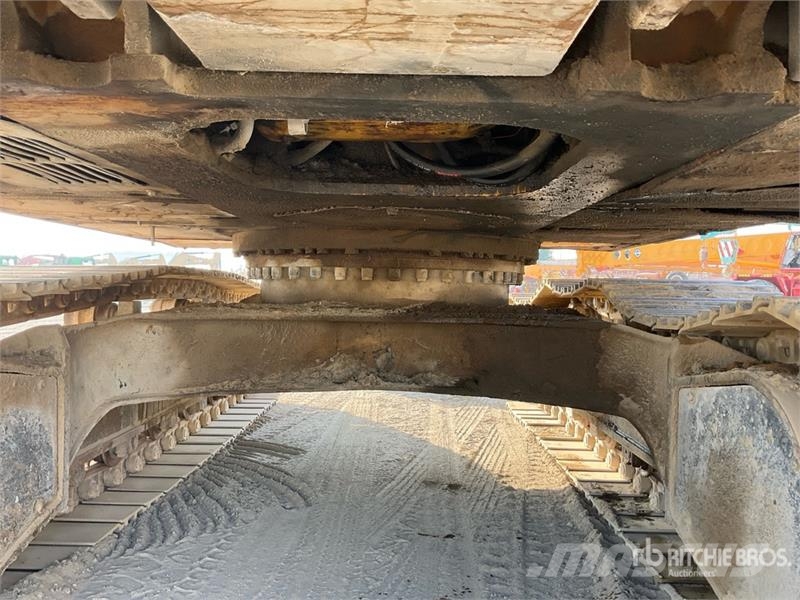 CAT 320D Tracked Excavator Гусеничні екскаватори