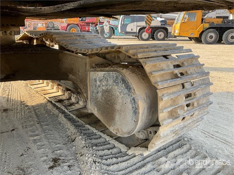 CAT 320D Tracked Excavator Гусеничні екскаватори