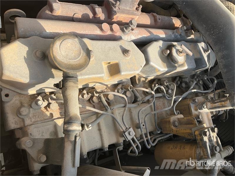 CAT 320D Tracked Excavator حفارات زحافة