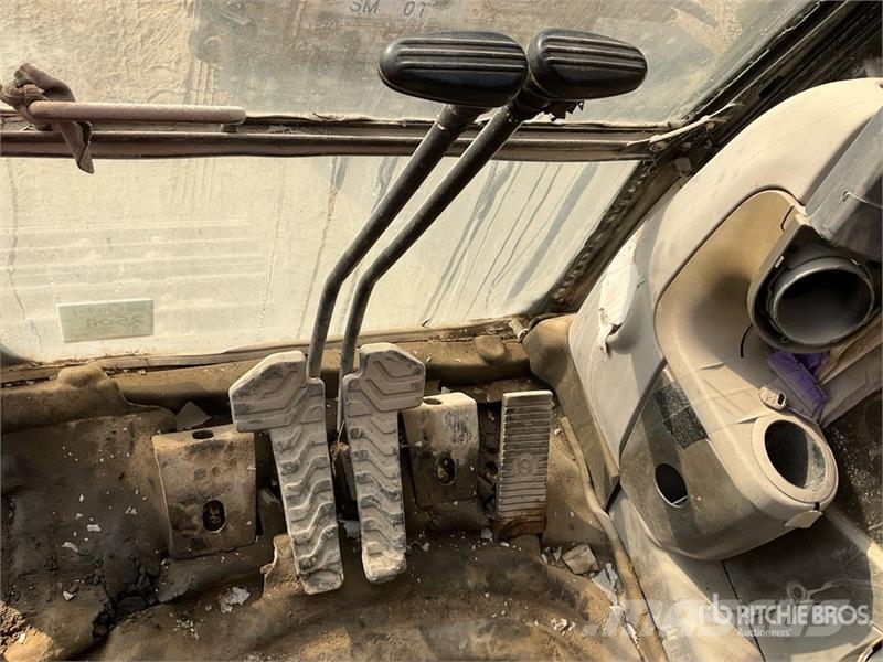 CAT 320D Tracked Excavator Гусеничні екскаватори