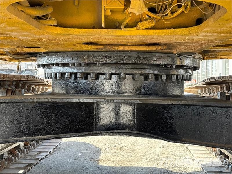 CAT 320D2 Tracked Excavator حفارات زحافة