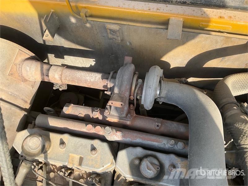 CAT 320DL Tracked Excavator Crawler excavators