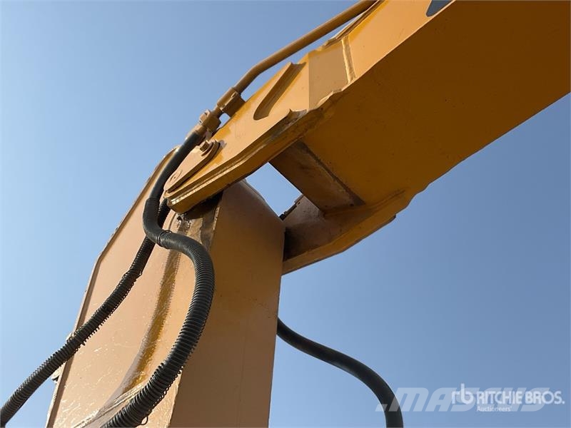 CAT 320DL Tracked Excavator Crawler excavators