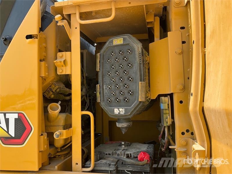 CAT 330 Tracked Excavator Гусеничные экскаваторы