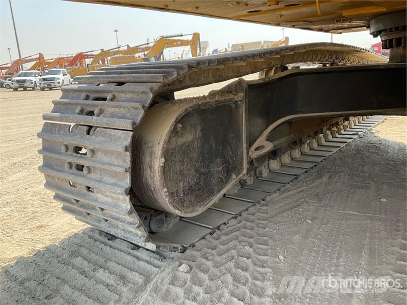 CAT 330 Tracked Excavator Гусеничные экскаваторы