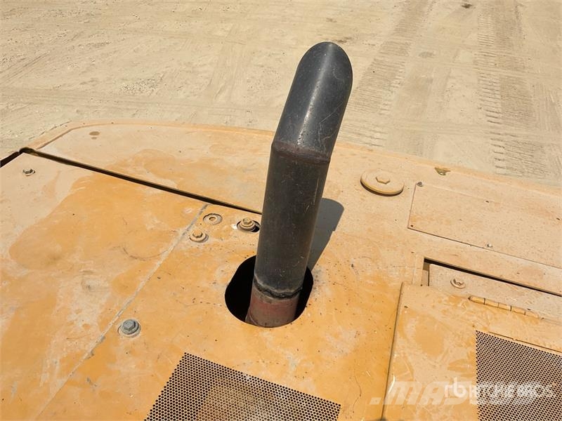 CAT 330 Tracked Excavator Гусеничные экскаваторы