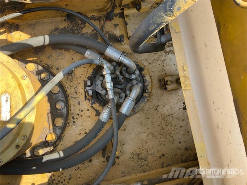 CAT 330 Tracked Excavator Гусеничные экскаваторы