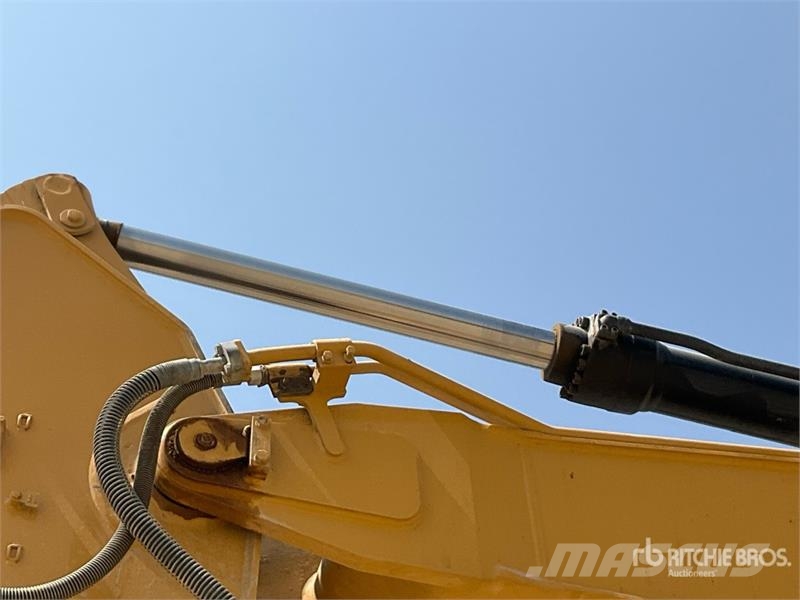 CAT 330 Tracked Excavator Гусеничные экскаваторы