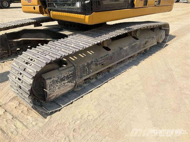 CAT 330 Tracked Excavator Гусеничные экскаваторы
