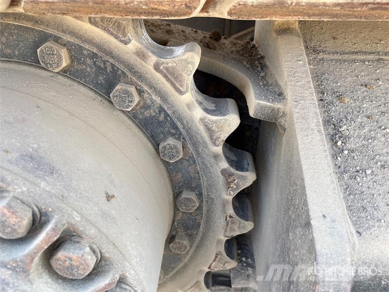 CAT 336D Tracked Excavator Roomikekskavaatorid
