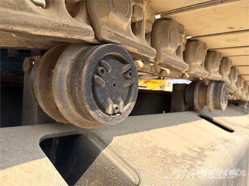 CAT 336D Tracked Excavator Roomikekskavaatorid