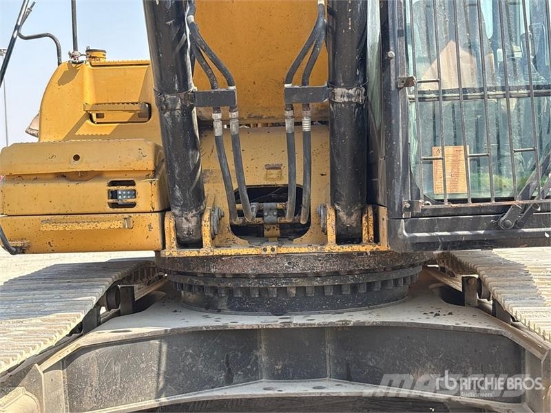 CAT 336D Tracked Excavator Roomikekskavaatorid