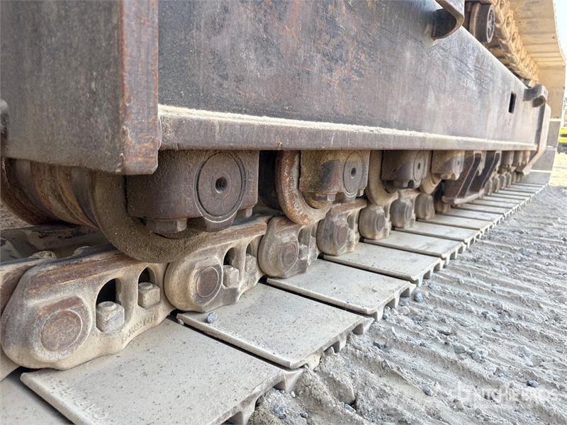 CAT 336D Tracked Excavator Roomikekskavaatorid