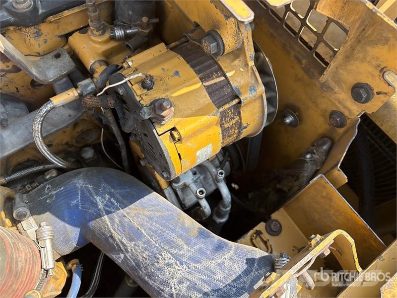CAT 336D Tracked Excavator Roomikekskavaatorid