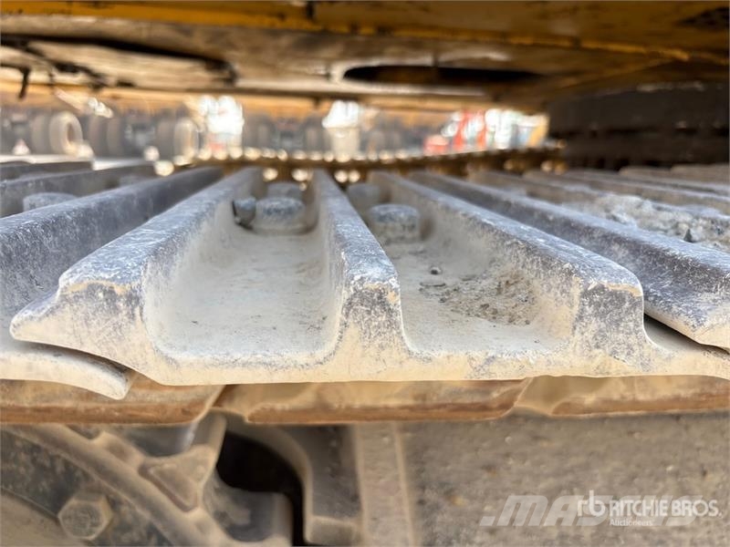 CAT 336D Tracked Excavator Roomikekskavaatorid