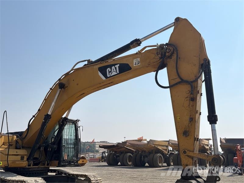 CAT 336DL Tracked Excavator حفارات زحافة