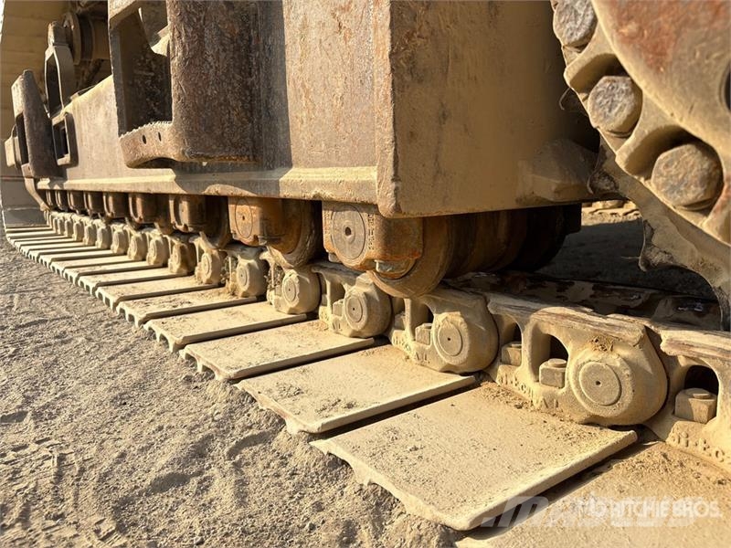CAT 340D2L Tracked Excavator حفارات زحافة
