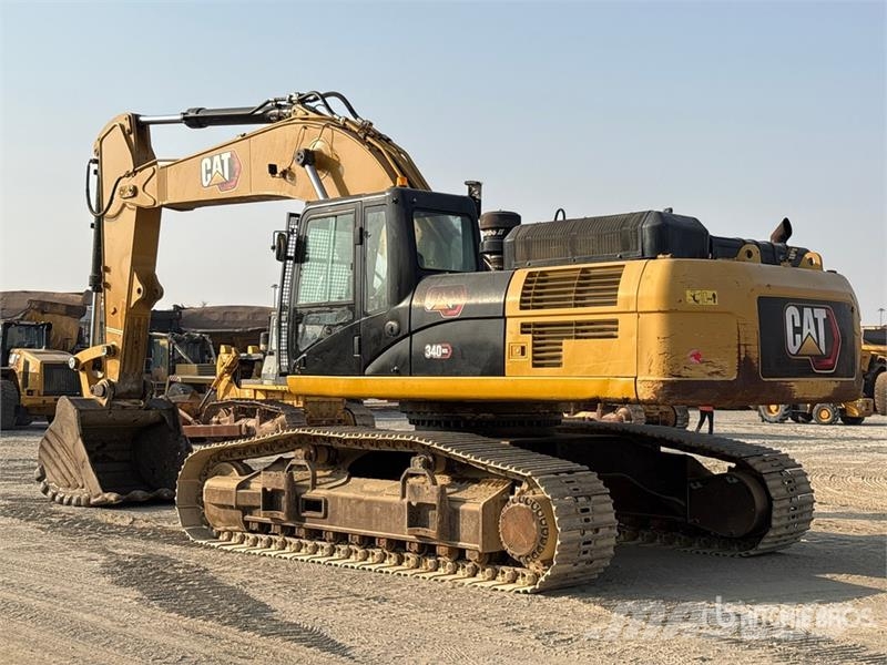 CAT 340D2L Tracked Excavator حفارات زحافة