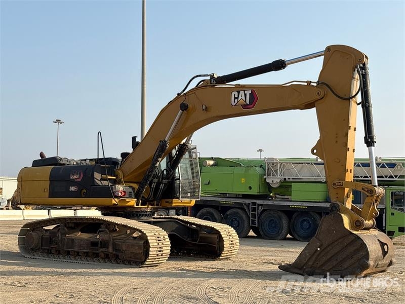 CAT 340D2L Tracked Excavator حفارات زحافة