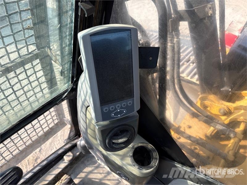 CAT 340D2L Tracked Excavator حفارات زحافة