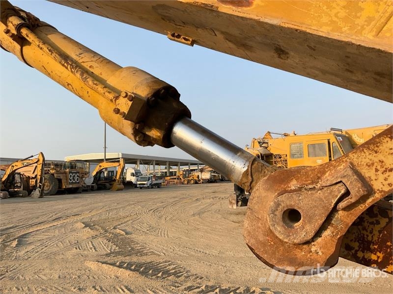 CAT 385B Tracked Excavator Escavatori cingolati