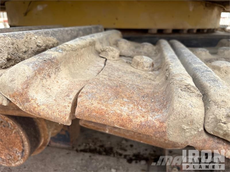 CAT 385B Tracked Excavator حفارات زحافة