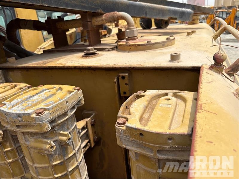 CAT 385B Tracked Excavator حفارات زحافة
