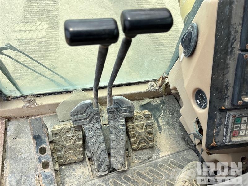 CAT 385B Tracked Excavator حفارات زحافة