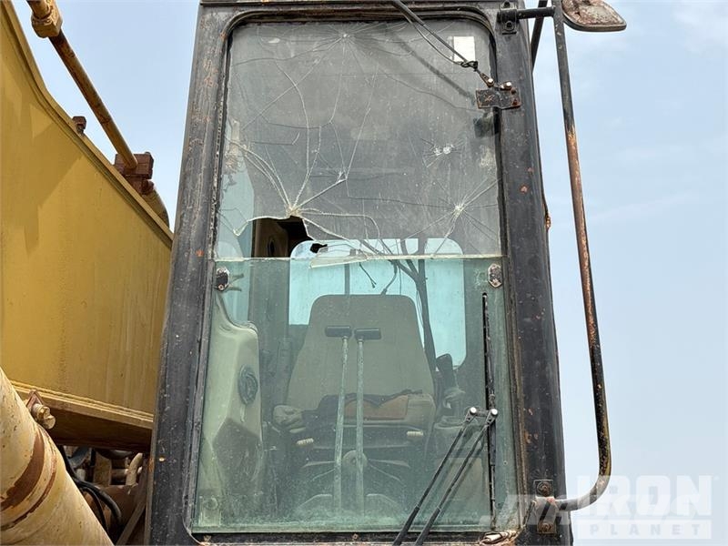 CAT 385B Tracked Excavator حفارات زحافة