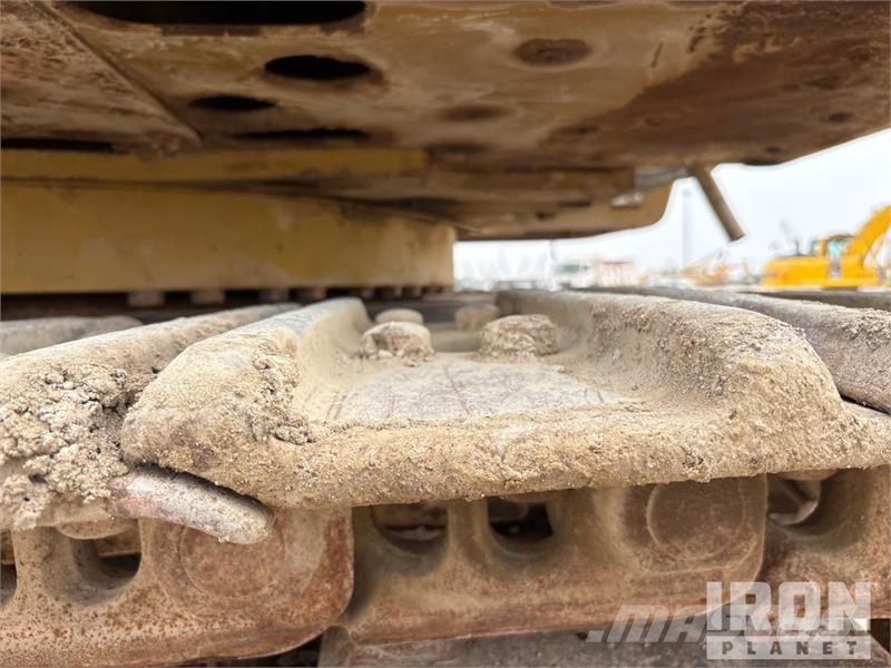 CAT 385B Tracked Excavator حفارات زحافة