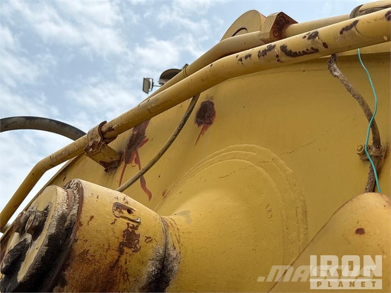 CAT 385B Tracked Excavator حفارات زحافة