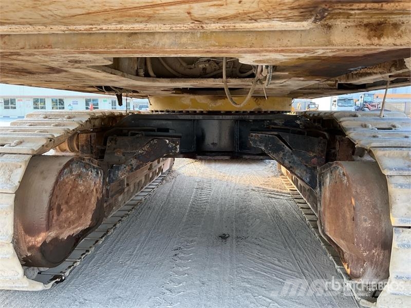 CAT 385B Tracked Excavator Escavatori cingolati