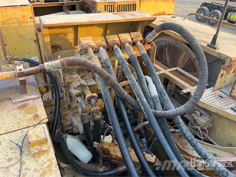CAT 385B Tracked Excavator Escavatori cingolati