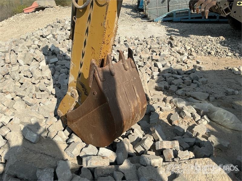 CAT 422E Ekskavaatorlaadurid