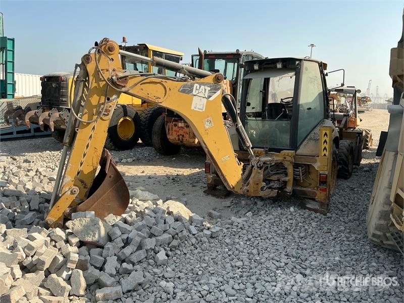 CAT 422E Ekskavaatorlaadurid