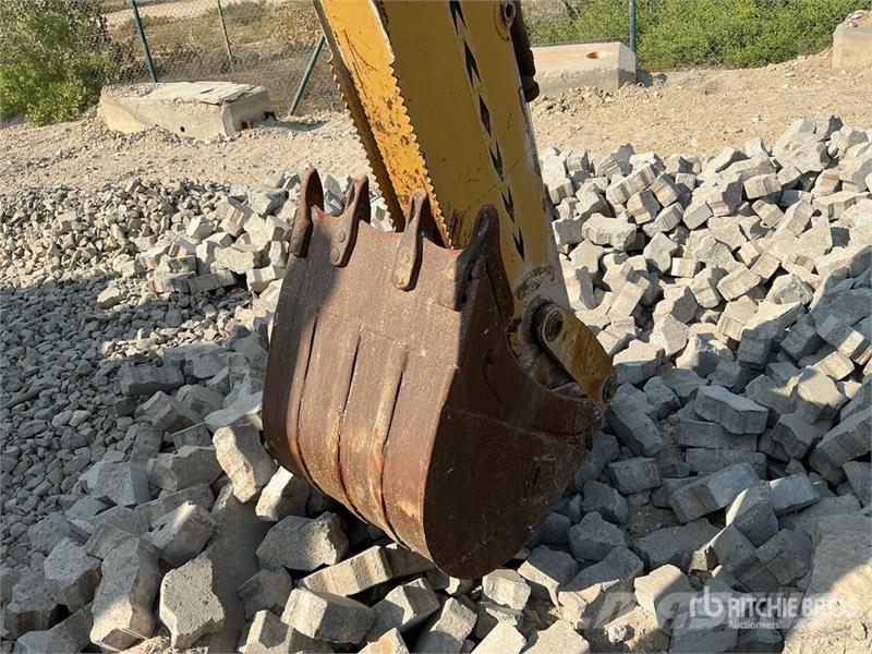 CAT 422E Ekskavaatorlaadurid
