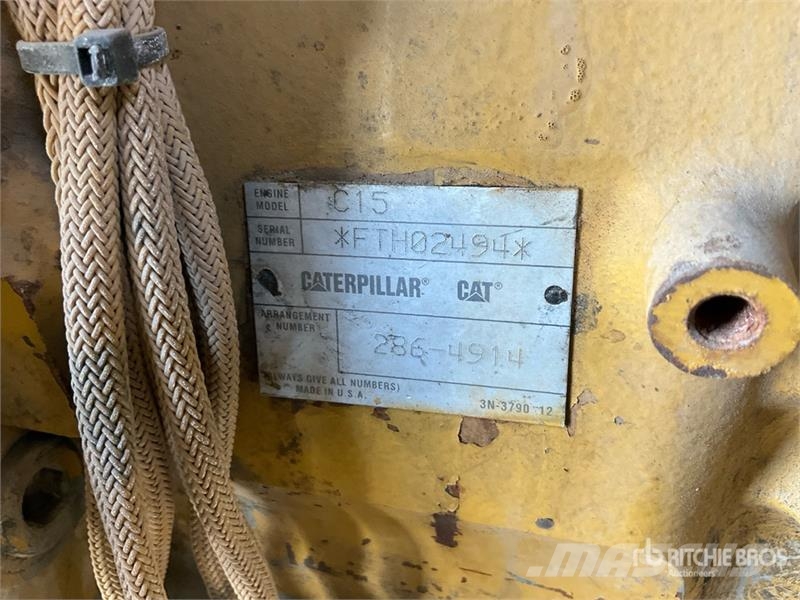 CAT 550 500 kVA Skid-Mounted Generator Set Agregaty prądotwórcze Diesla