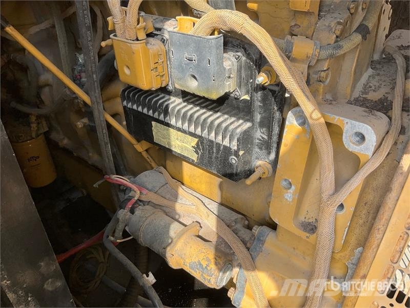 CAT 550 500 kVA Skid-Mounted Generator Set Agregaty prądotwórcze Diesla