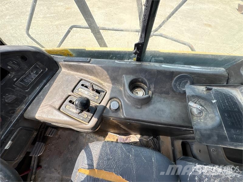 CAT 740 Knik dumptrucks