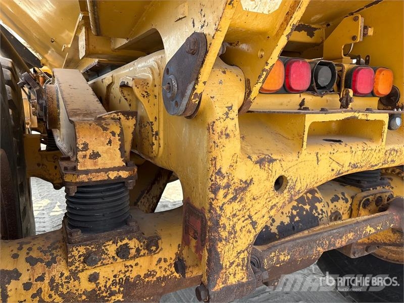 CAT 740B 연결식 홀러