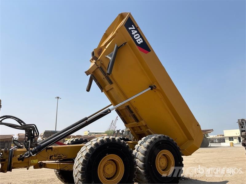 CAT 740B 연결식 홀러