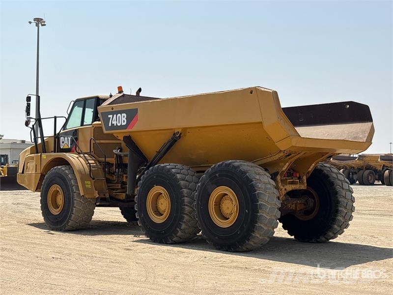 CAT 740B 연결식 홀러