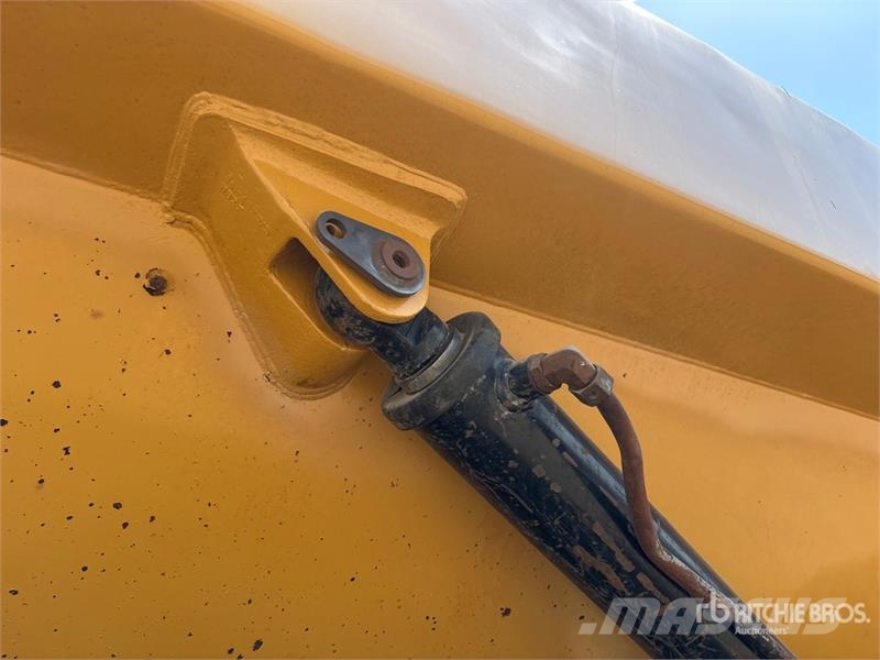 CAT 740B 연결식 홀러